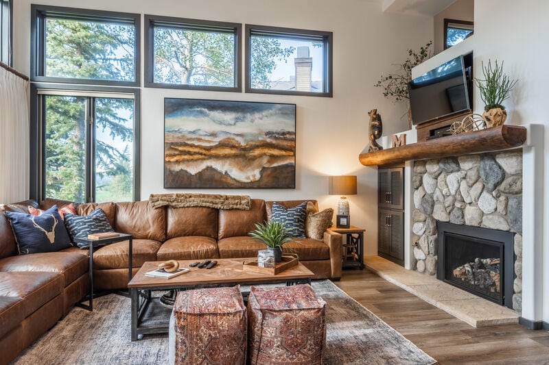 Snowcreek #732 - 4 Bedroom 3.5 Bathroom Sleeps 10! — photo 2
