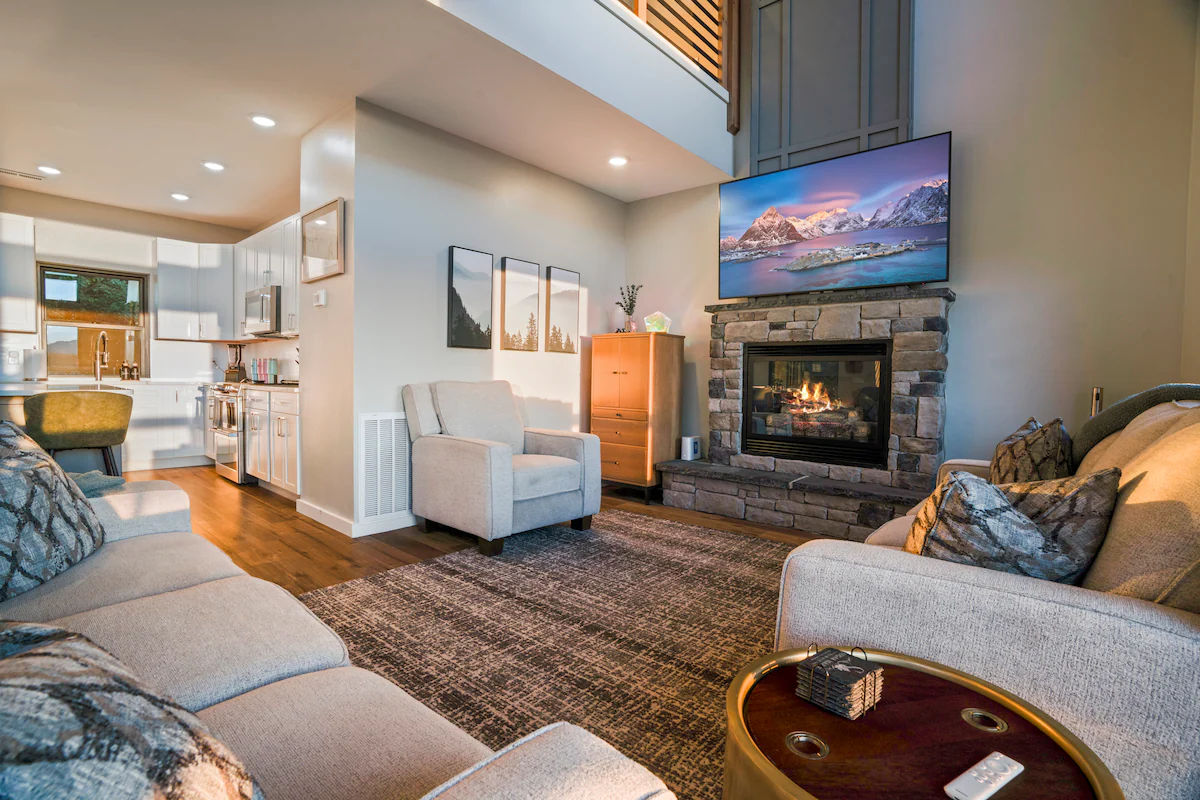 3BR Luxury Cabin W Hot Tub &breathtaking MTN Views — photo 5