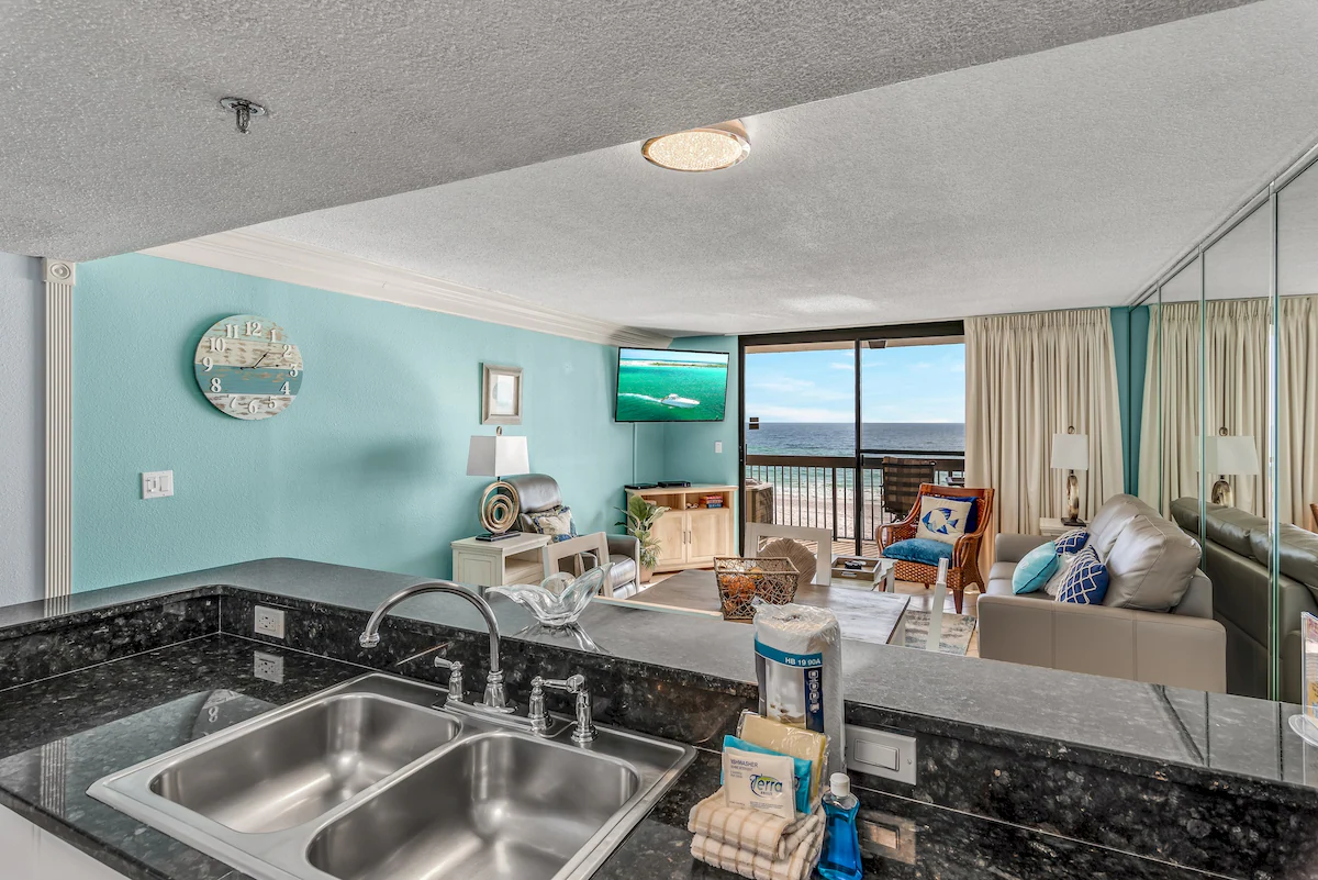 Sundestin beach front condo with amazing views — photo 5