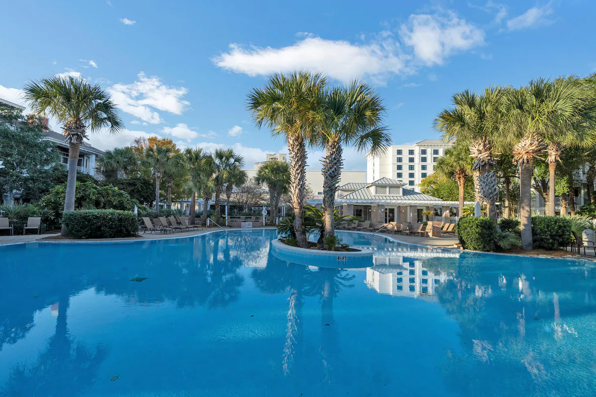 Cozy Coastal Baytowne Studio Amazing Amenities — photo 4