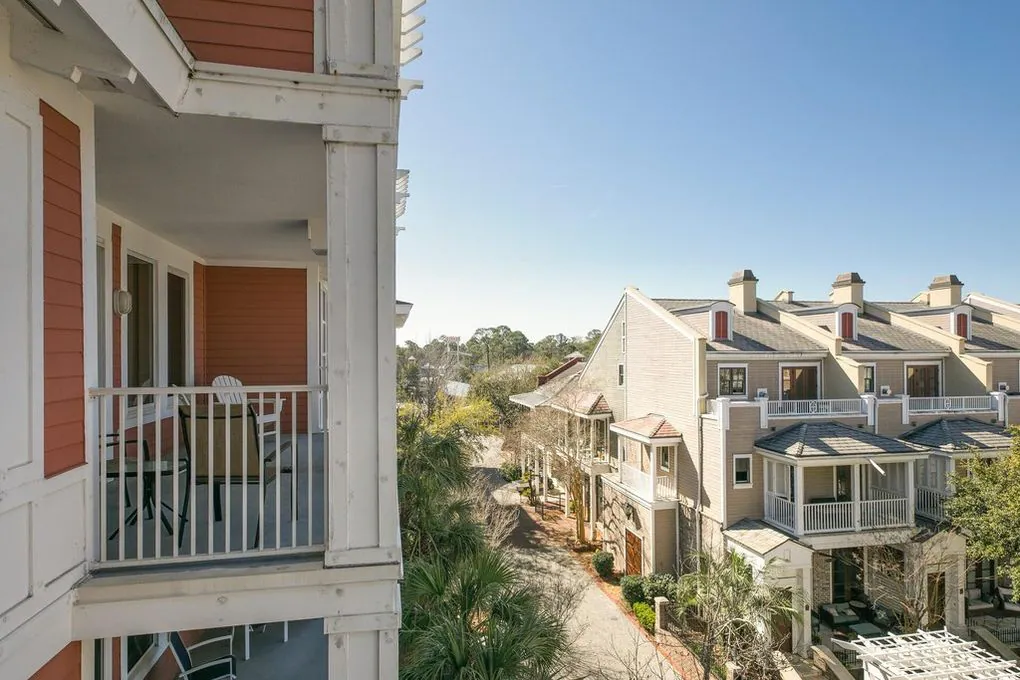 Cozy Coastal Baytowne Studio Amazing Amenities — photo 5