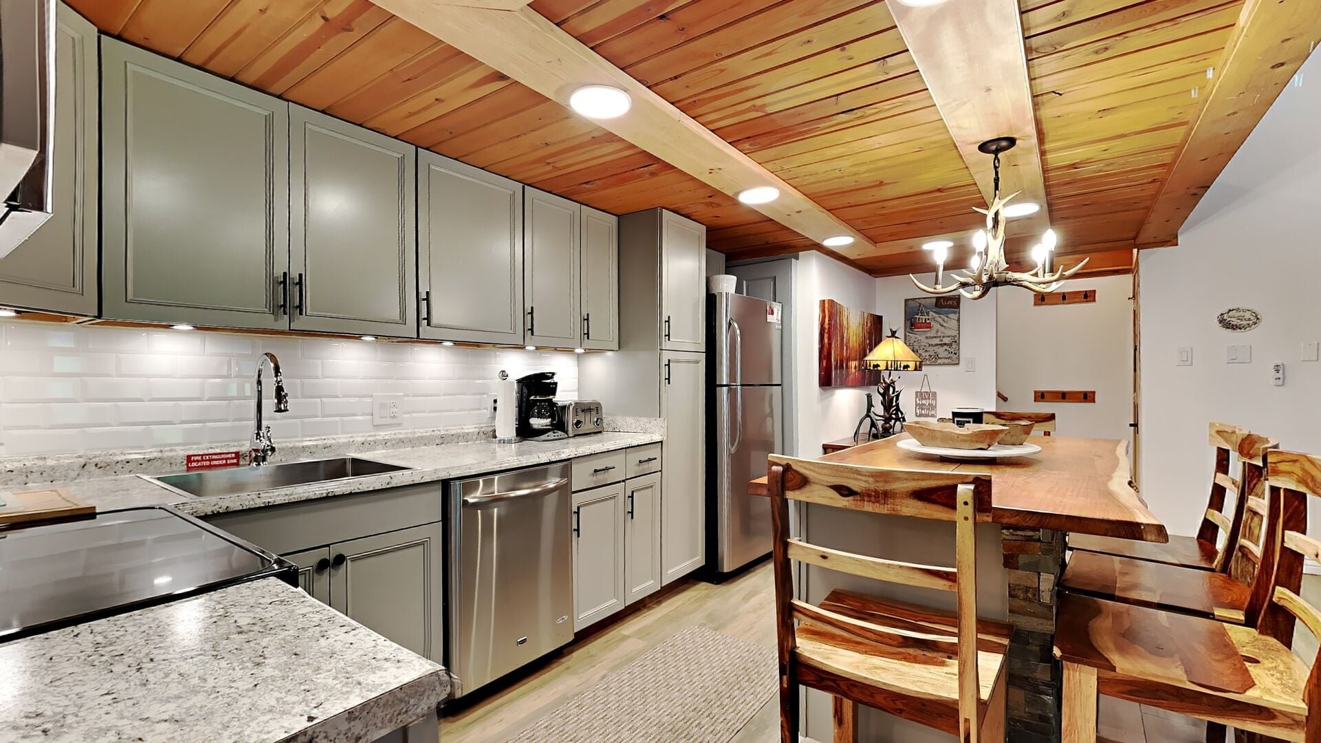 Timberline D3F Deluxe 1 Bedroom w/ Loft — photo 3