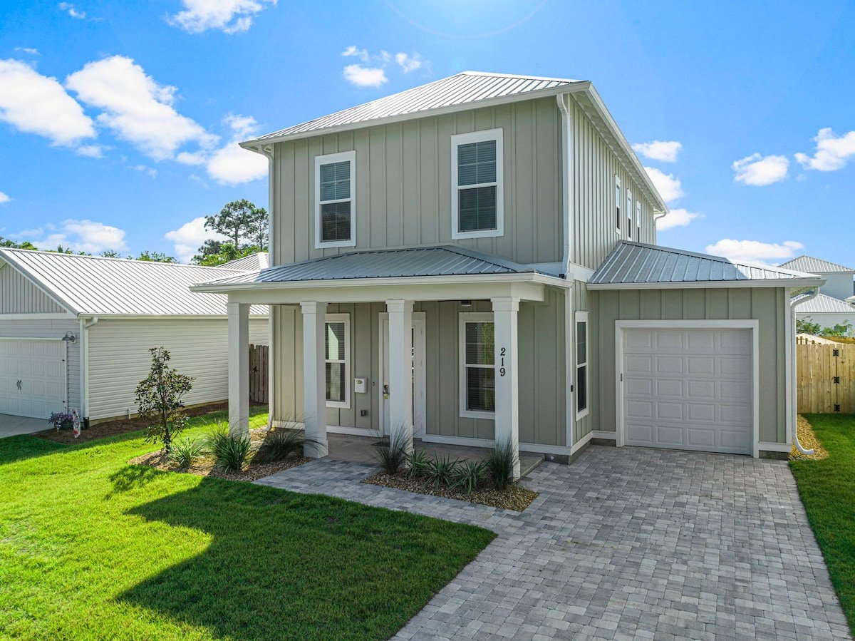 Sunset Shores 219-Custom Home-Sleeps 10 — photo 5