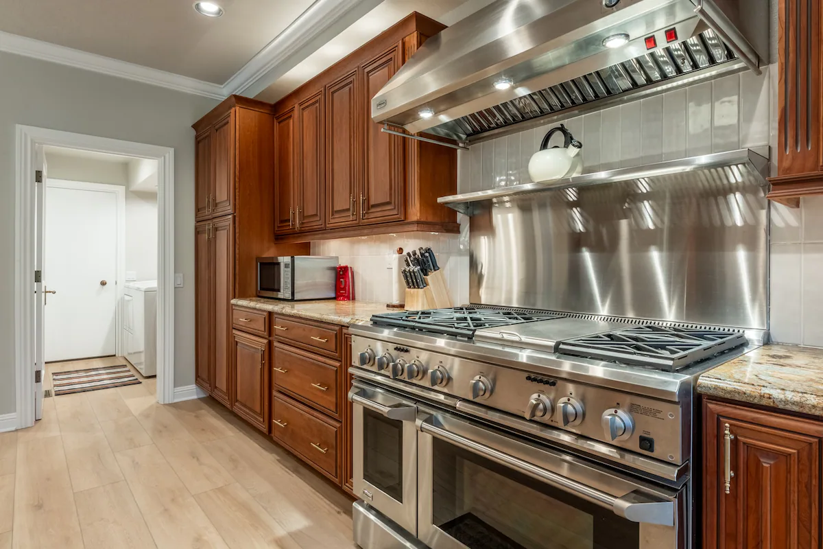Snowcreek IV 525 | Mountain/Creek Views — photo 4