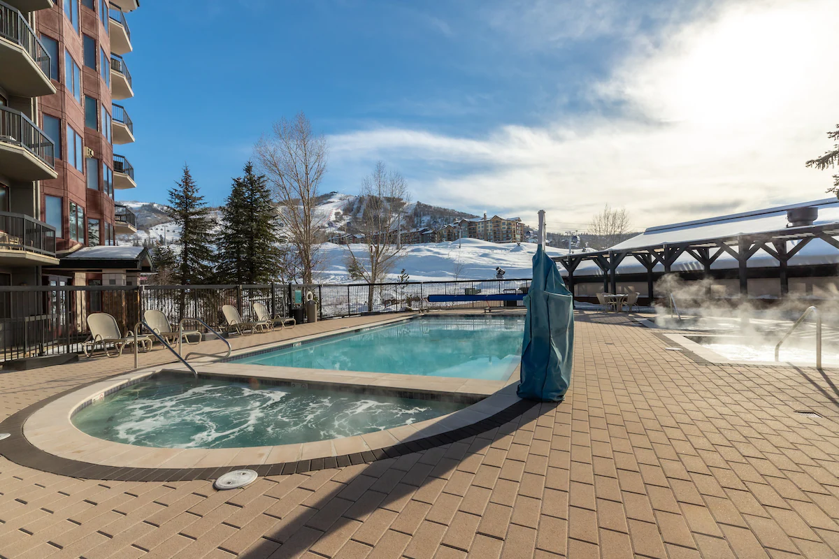 Ski-In/Ski-Out 2-Bdrm at Torian Plum! — photo 4