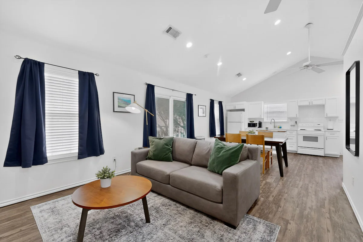 Studio Guest House in Dallas/Oak Lawn — photo 4