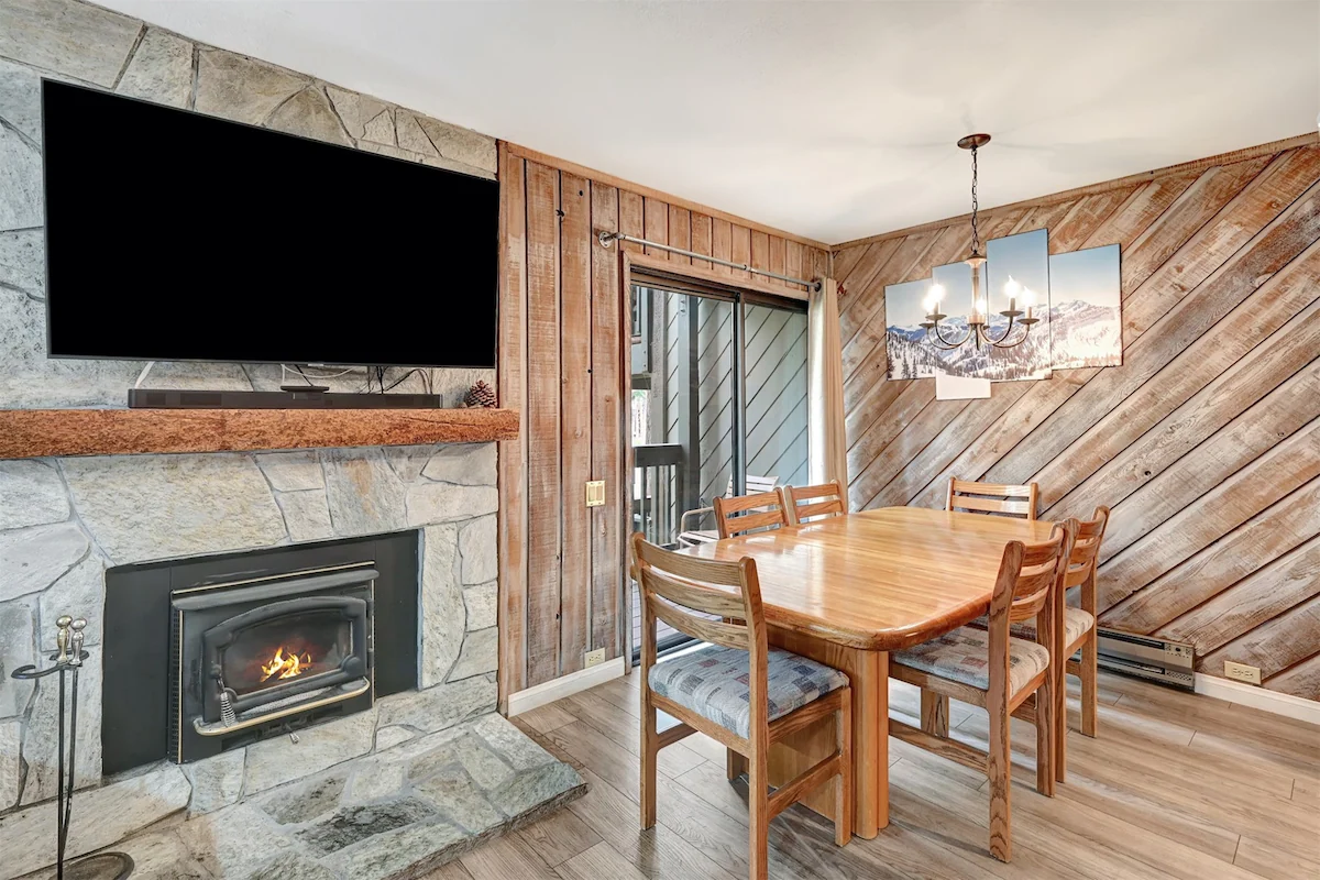 Sunshine Village 157: Pet Friendly, Centrally Loca — photo 5