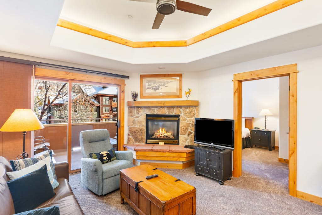 Canyon Creek B305 2BR with pool & hot tub — photo 2