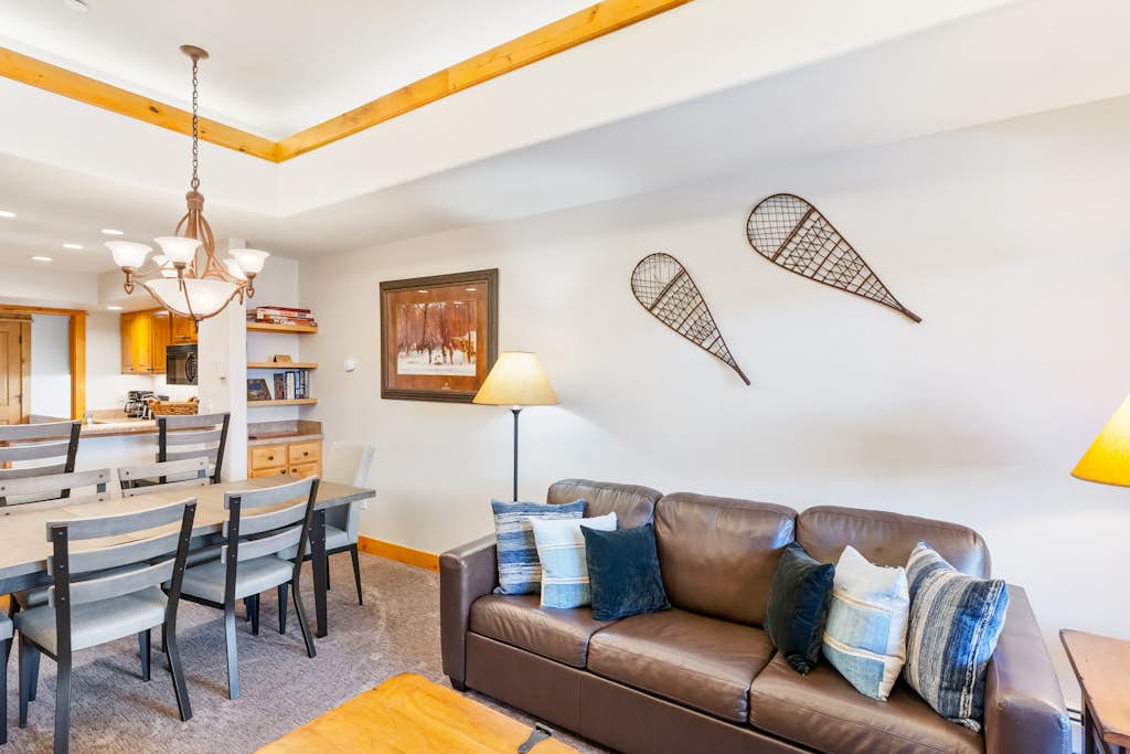 Canyon Creek B305 2BR with pool & hot tub — photo 4