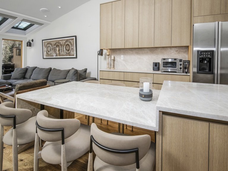 3 BR Vail Village Townhome — photo 3