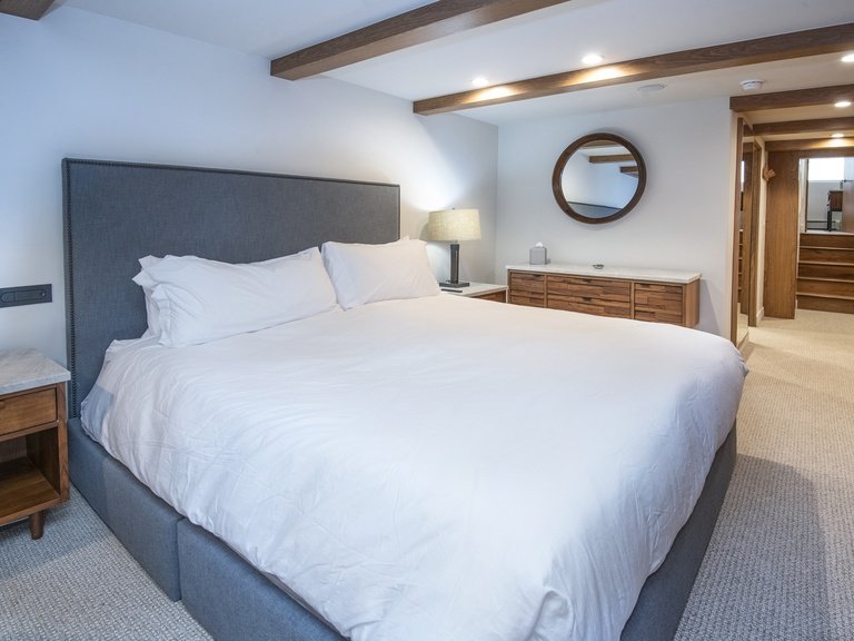 3 BR Vail Village Townhome — photo 5