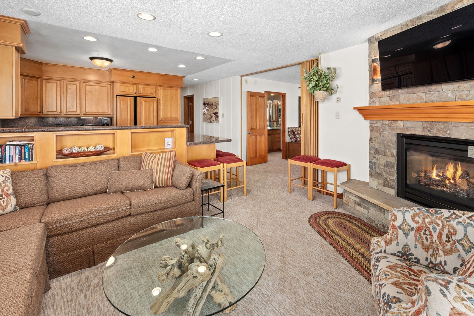 Crestwood 2217 Deluxe 2 Bedroom Grand — photo 3