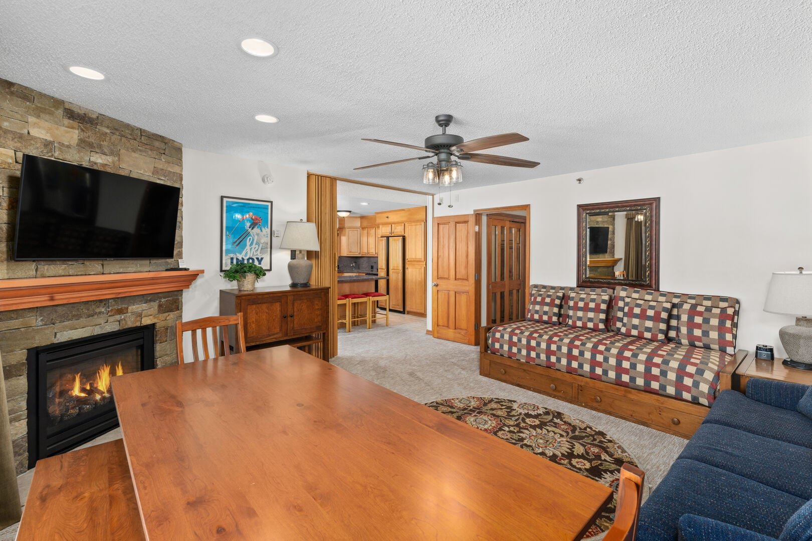 Crestwood 2217 Deluxe 2 Bedroom Grand — photo 5