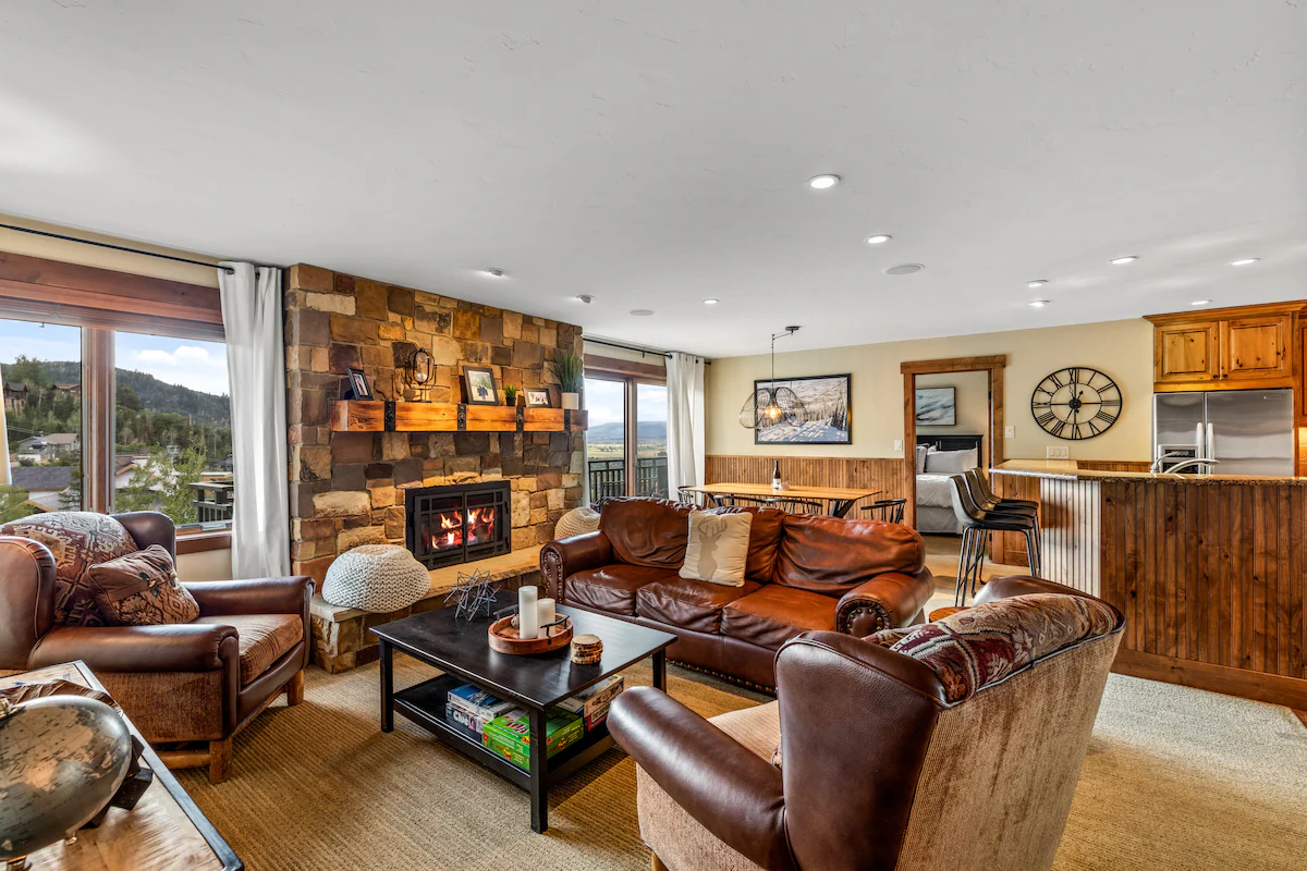 Bear Claw 409 Ski-In/Out Condo + Ski Shuttle! — photo 3