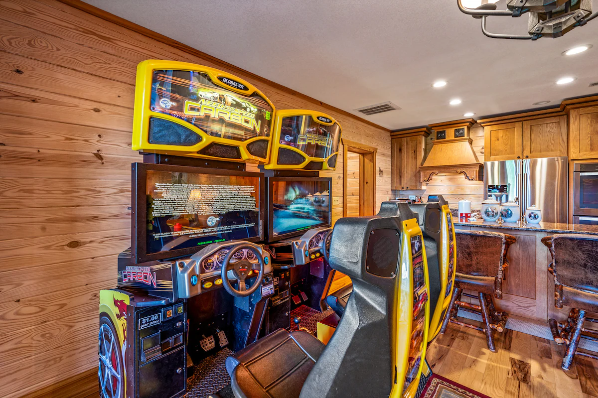 Majestica | Htd Pool | Hot Tub | Arcade Sleeps 28 — photo 5