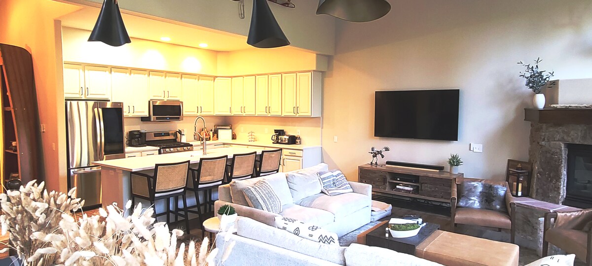 Peak 8, 4BDRMS, 8 Beds, Walkable to Town/Slopes — photo 4