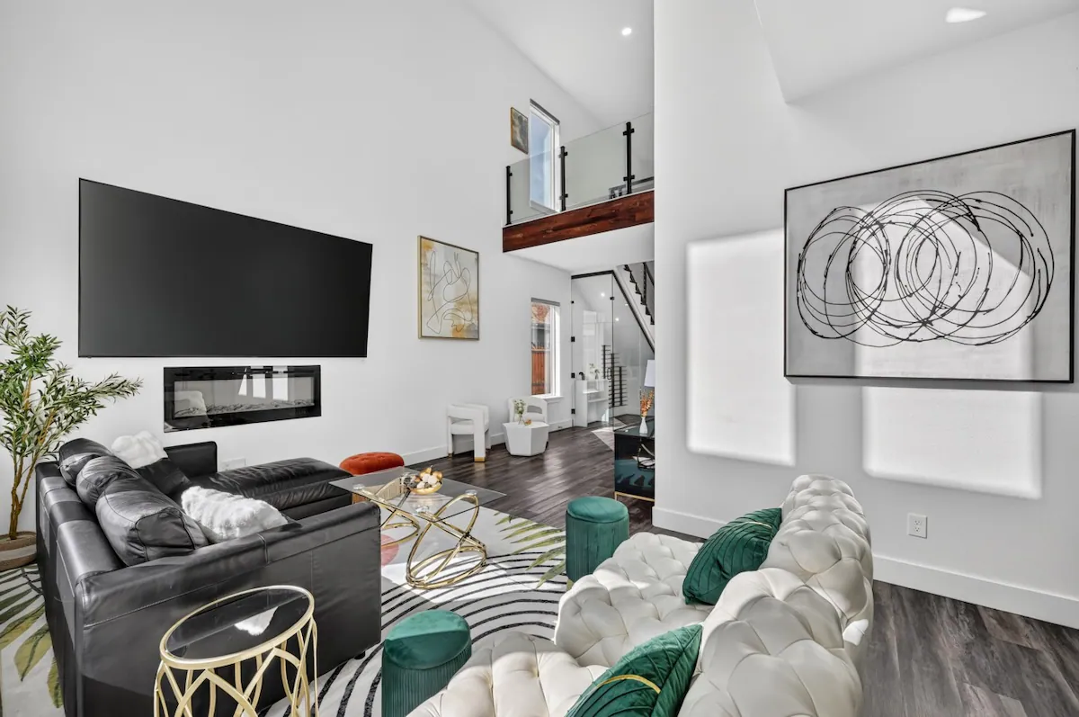 The Hollywood House | Wine Cellar | 100” TV — photo 4