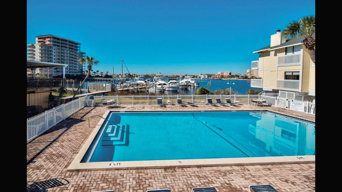 ★Private Beach, Pools, Golf...Perfect Getaway!★ — photo 3