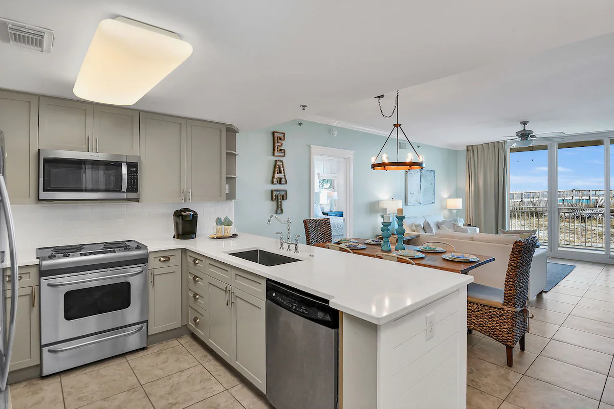 Waterscape A101 ~ Ground Floor 3BR ~ Oceanfront — photo 4