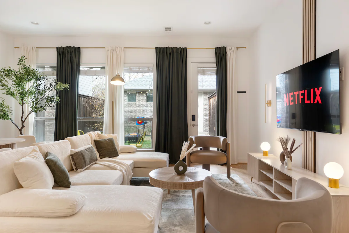 Nordic and Japanese inspired DT Dallas home — photo 5