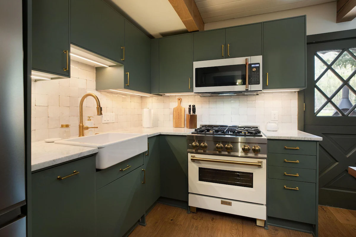 New Listing! Scenic Vail Escape | Walk to Shuttle — photo 4