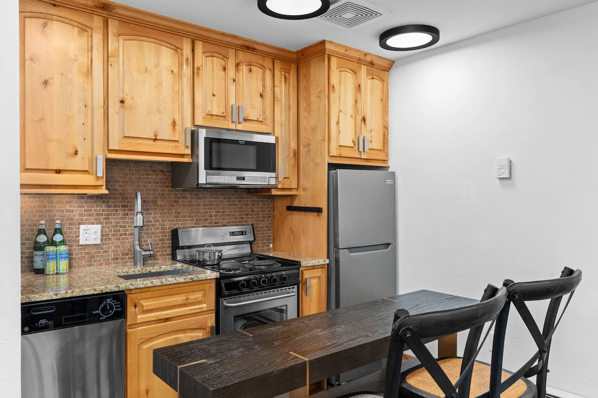 Landmark 115 - 1 Bedroom Diamond — photo 3