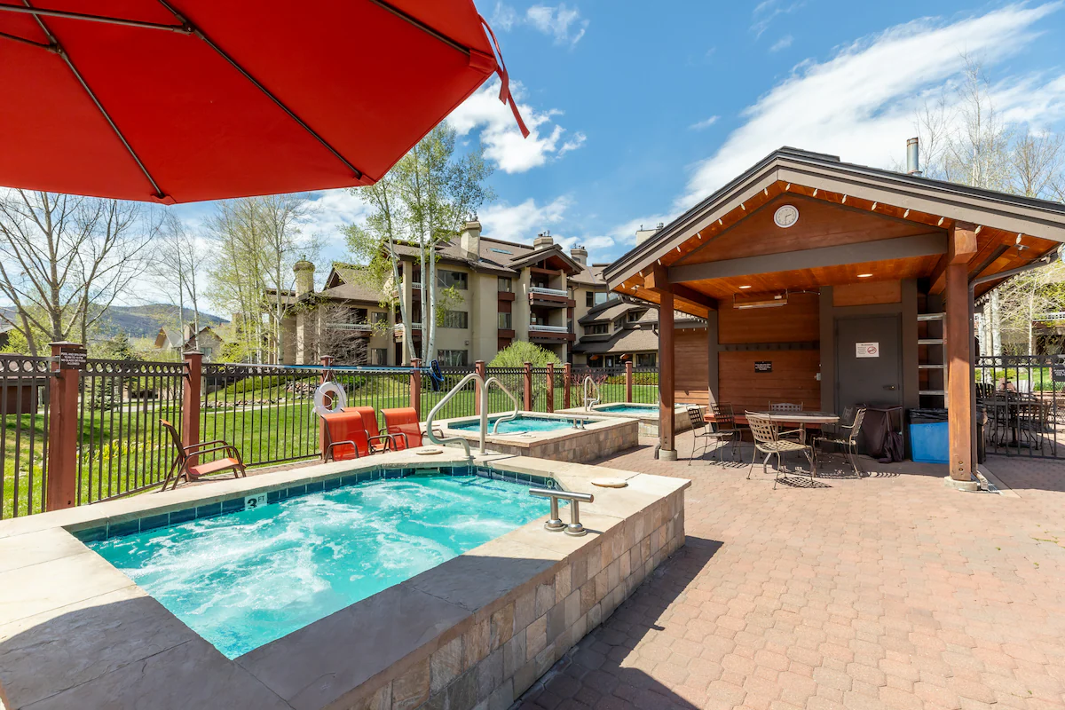Trappeur's Lodge/Great Amenities/Mtn Comfort! — photo 2