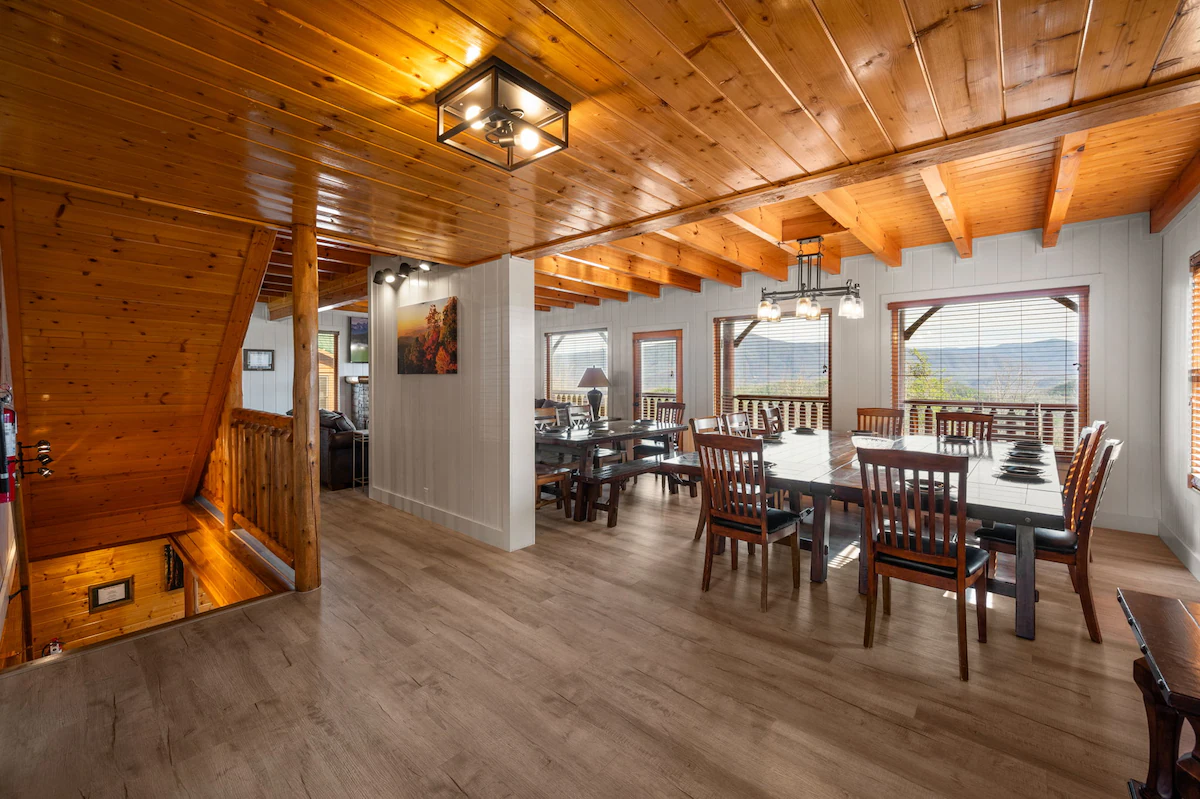 Incredible Views! Sleep 28 in 8 bedrooms! — photo 5