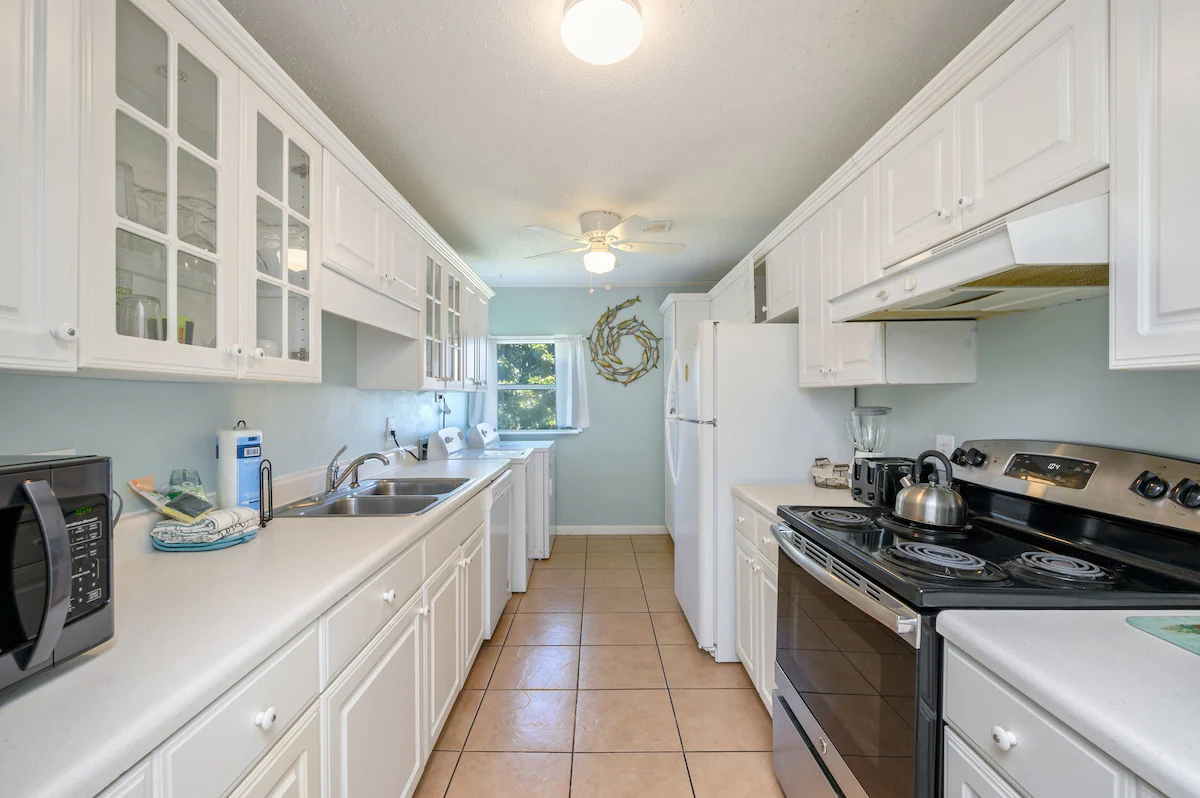 2 bd condo right in the heart of Destin.  Sleeps 6 — photo 5