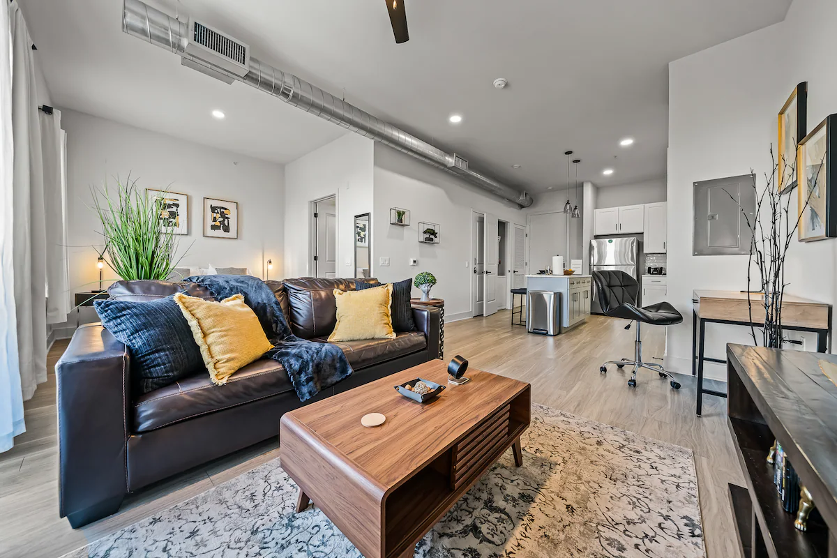 Lux 2Bed Studio | Prime Location | Pool | Gym — photo 3