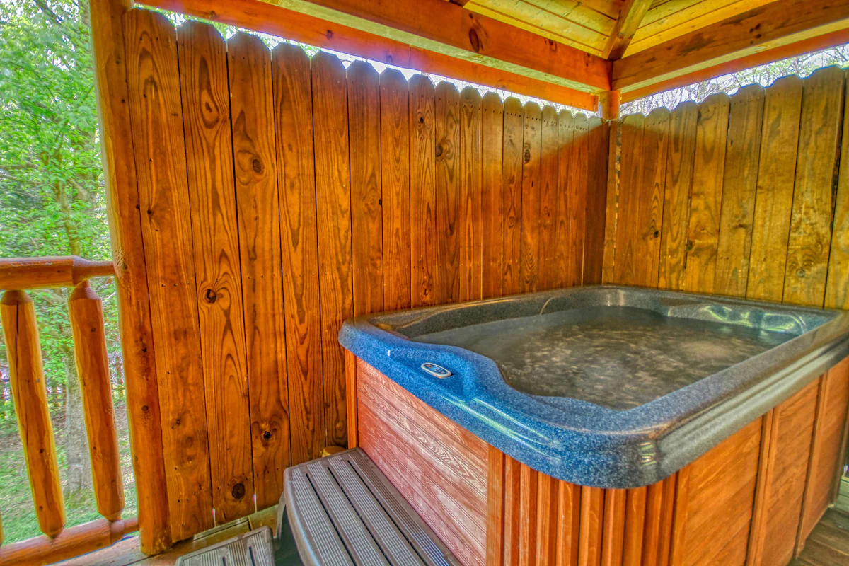 Downtown Cabin|Private Pool|Hot Tub|Game Room — photo 3