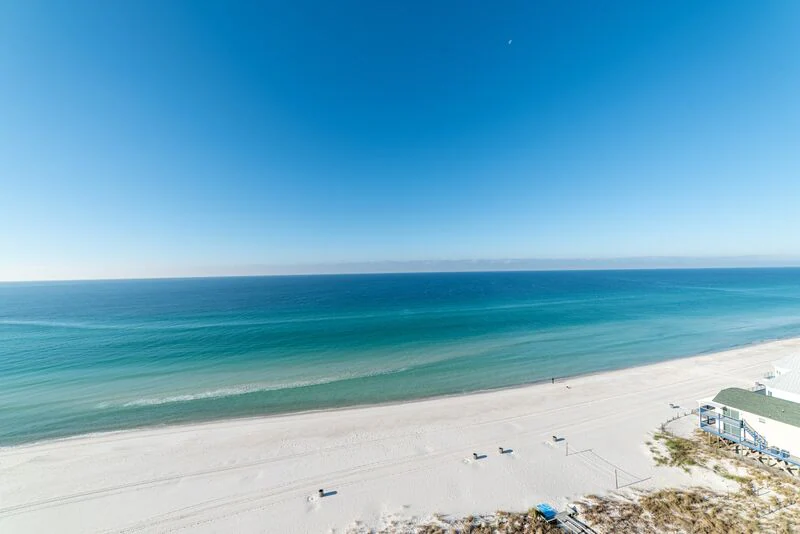 Beachfront 2BR Condo w/ Pool Views — photo 3