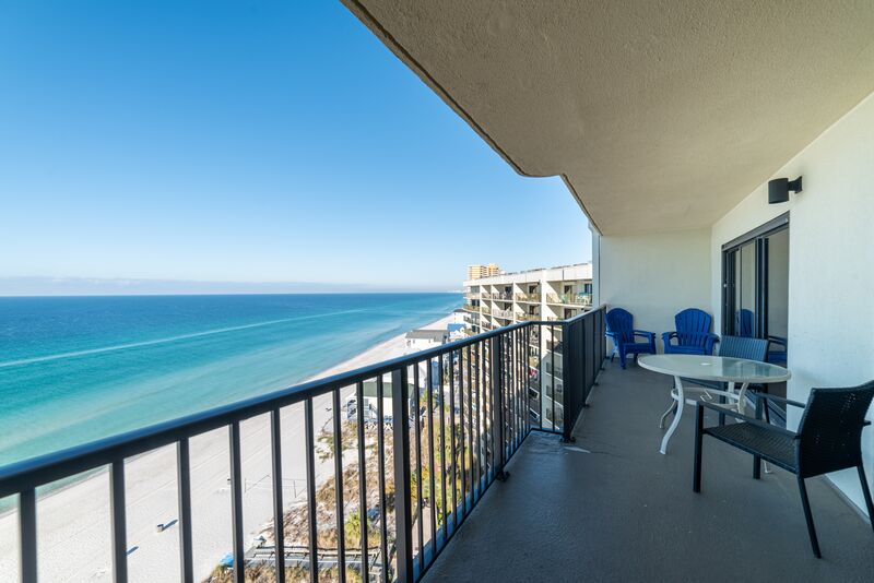 Beachfront 2BR Condo w/ Pool Views — photo 4
