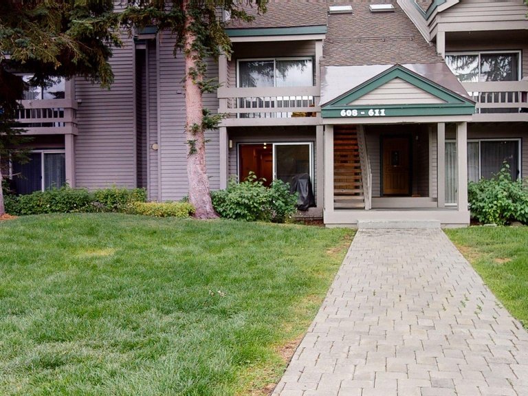 Snowcreek Resort Vacation Rental 611 — photo 3