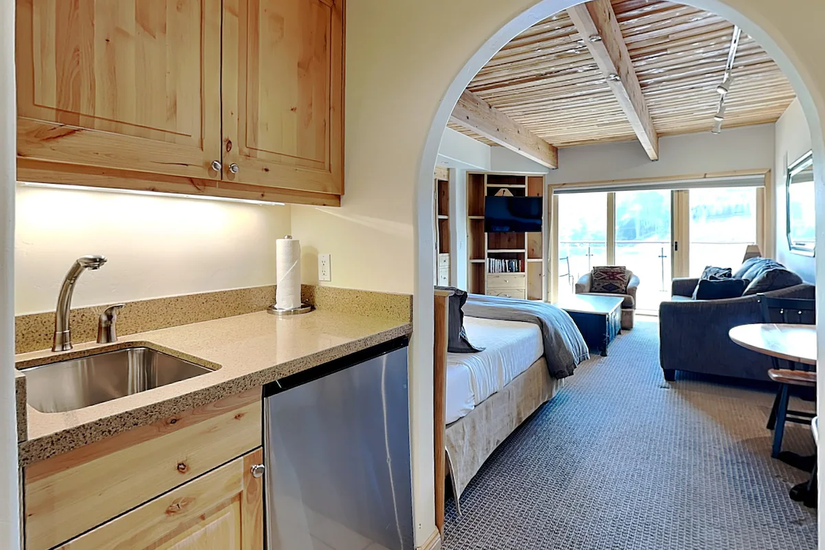 Timberline 217 Studio Deluxe — photo 4