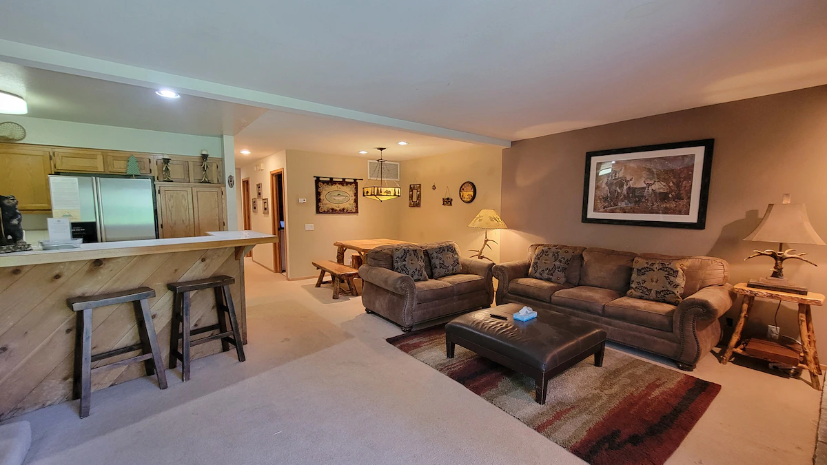 Snowcreek Resort Vacation Rental 603 — photo 3