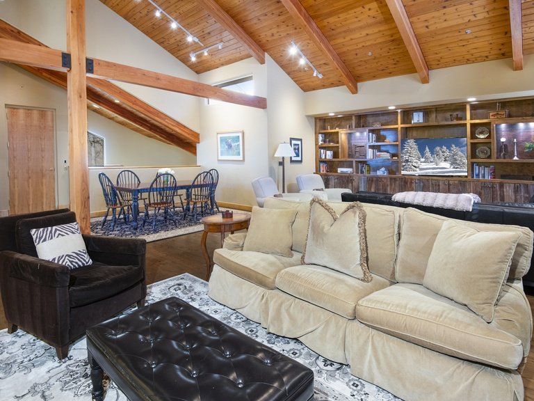 Arrowhead Ski-In Ski-Out Townhome — photo 3