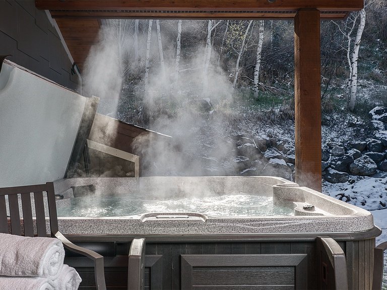 Winter Castle North - Steamboat Springs Rental — photo 2