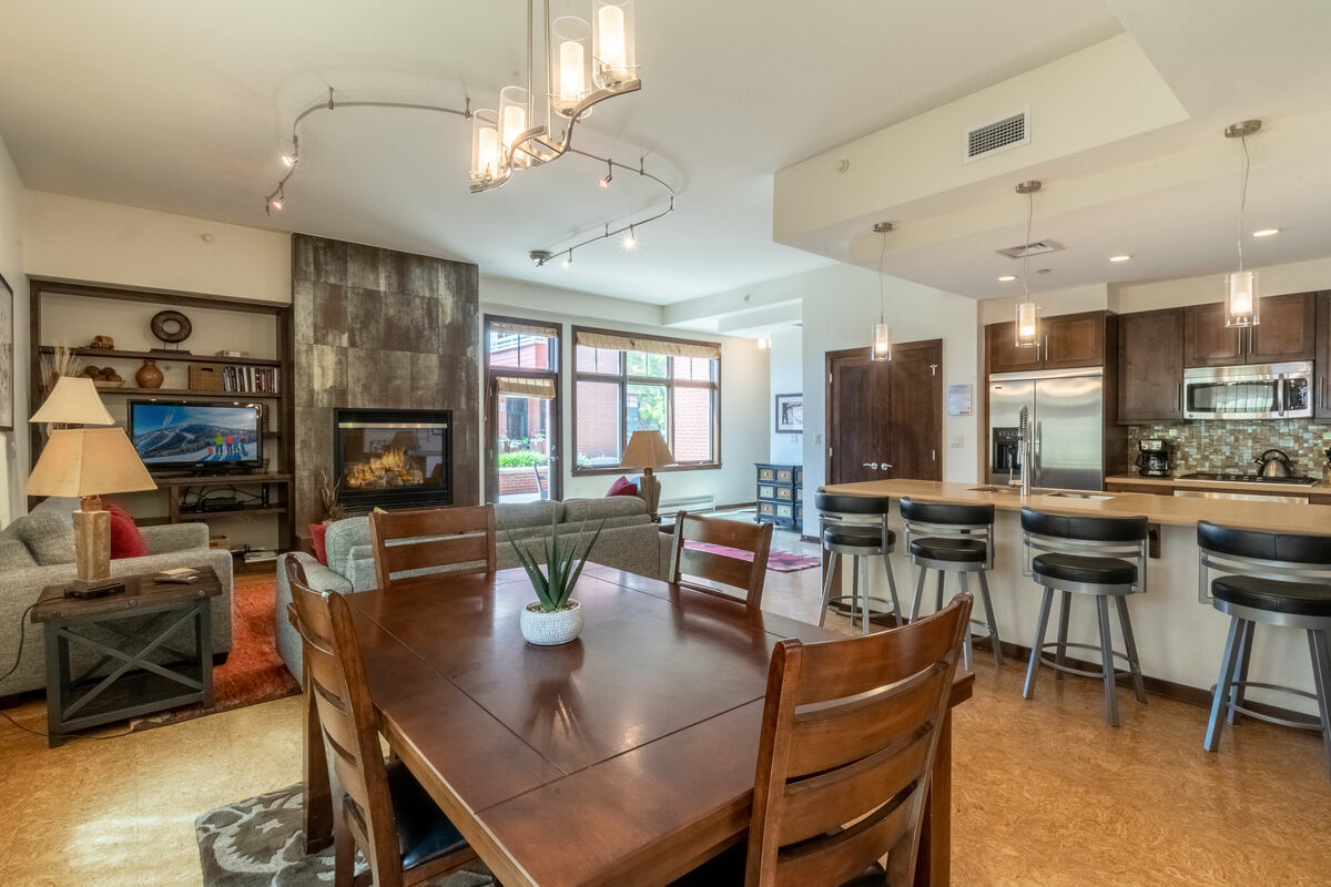 Howelsen Place B211 | Downtown Condo — photo 3