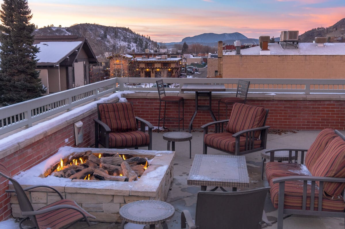 Howelsen Place B211 | Downtown Condo — photo 4