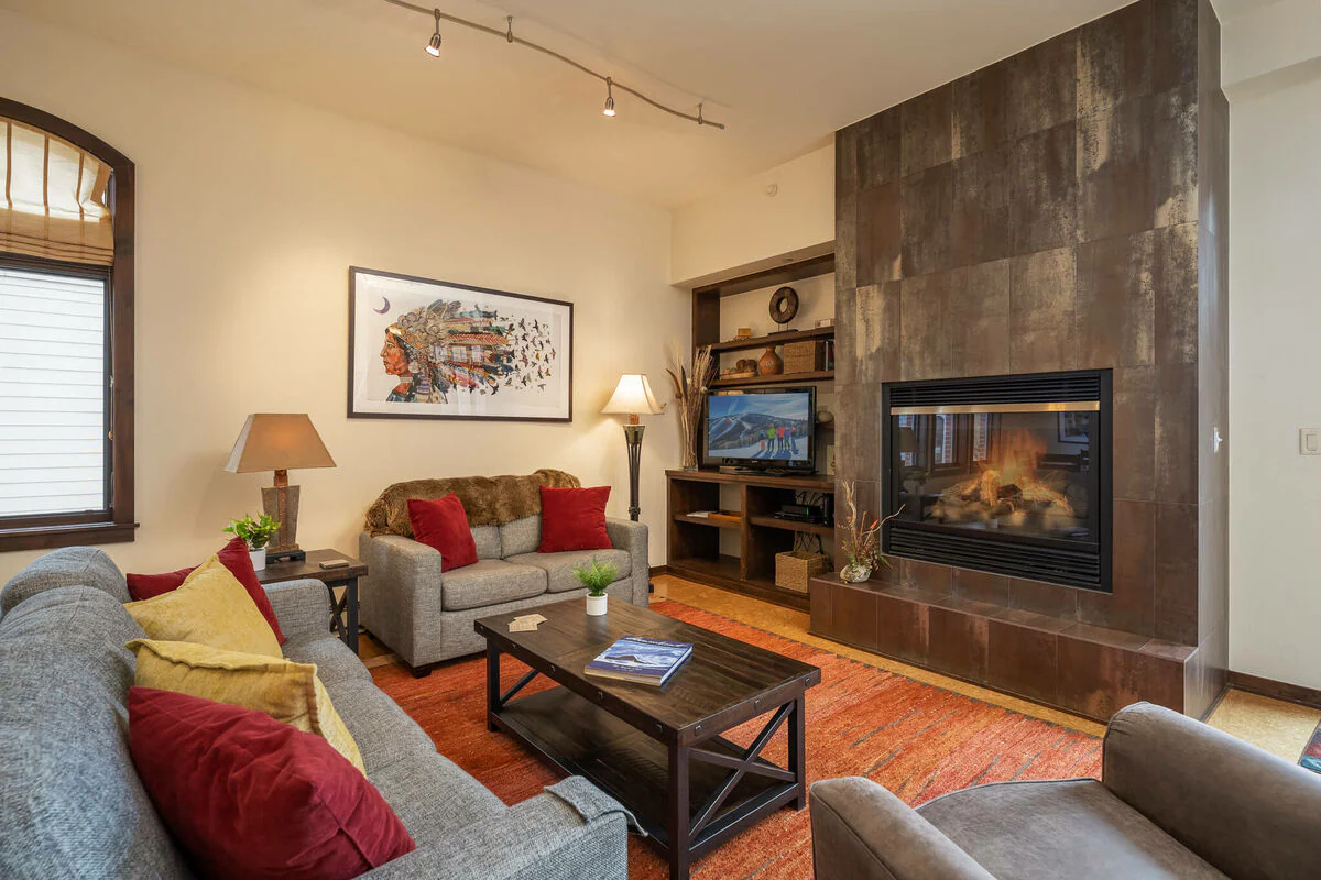 Howelsen Place B211 | Downtown Condo — photo 5
