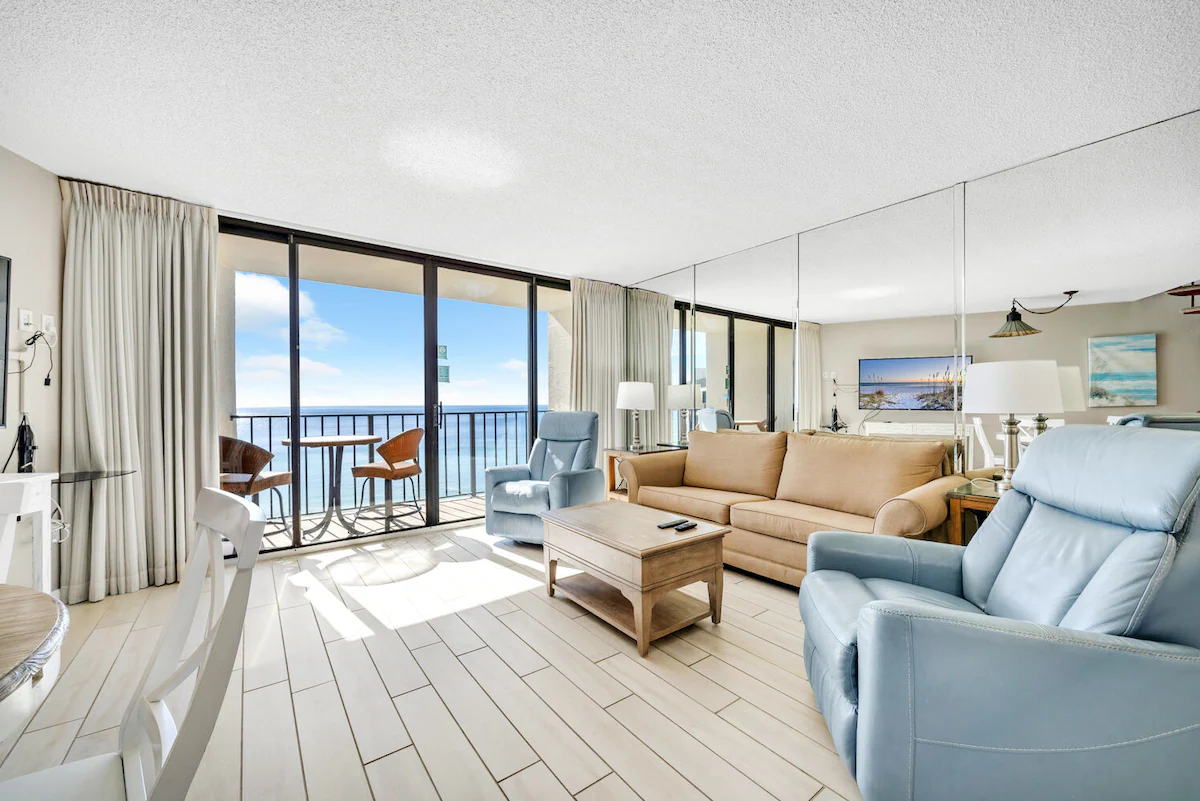 Penthouse-Gulf Front-Edgewater Tower 2-1208 — photo 2