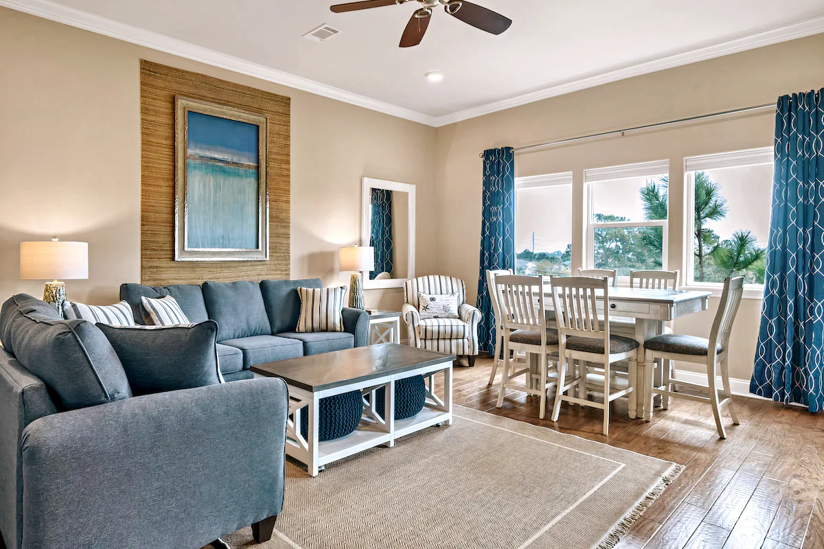 Beach Condo | 2 Min Walk to Beach | Pool + Hot Tub — photo 4
