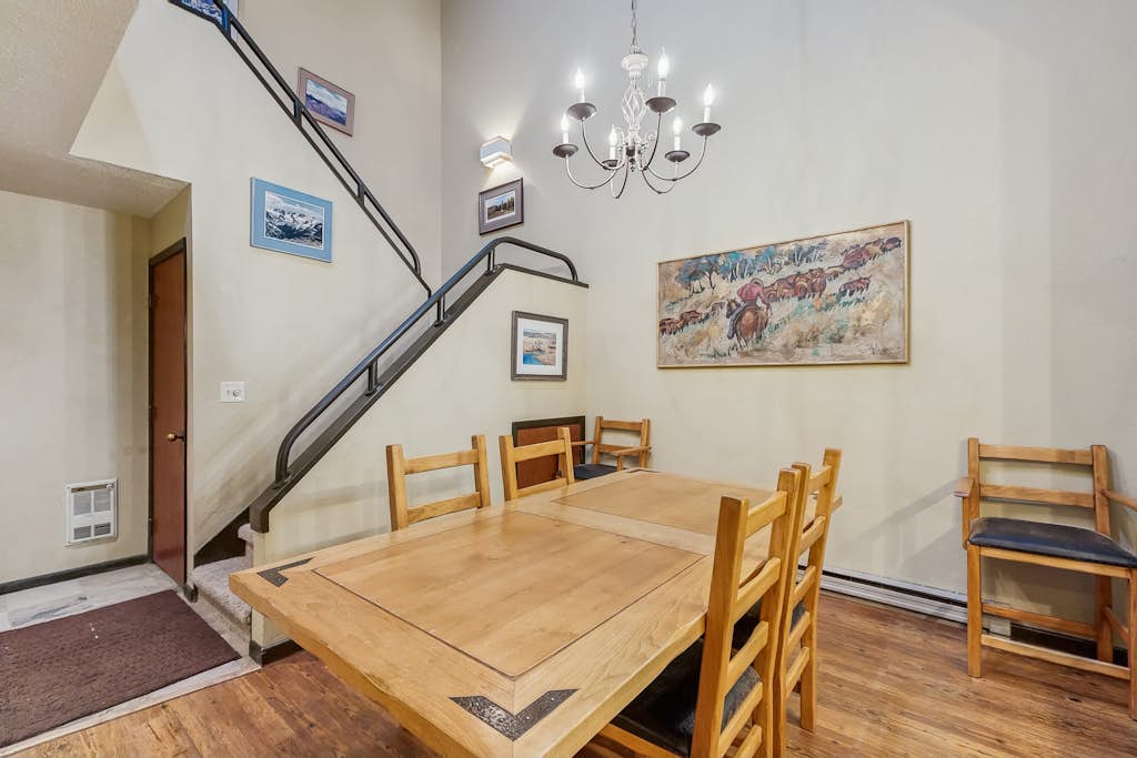 Timber Run 217 - Large 3BR Condo | Balcony | Pool — photo 5