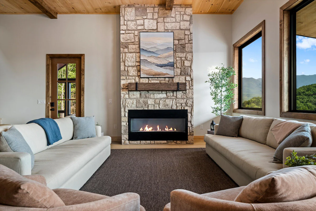 Smokey Summit | Luxury Cabin in the Smokies — photo 2