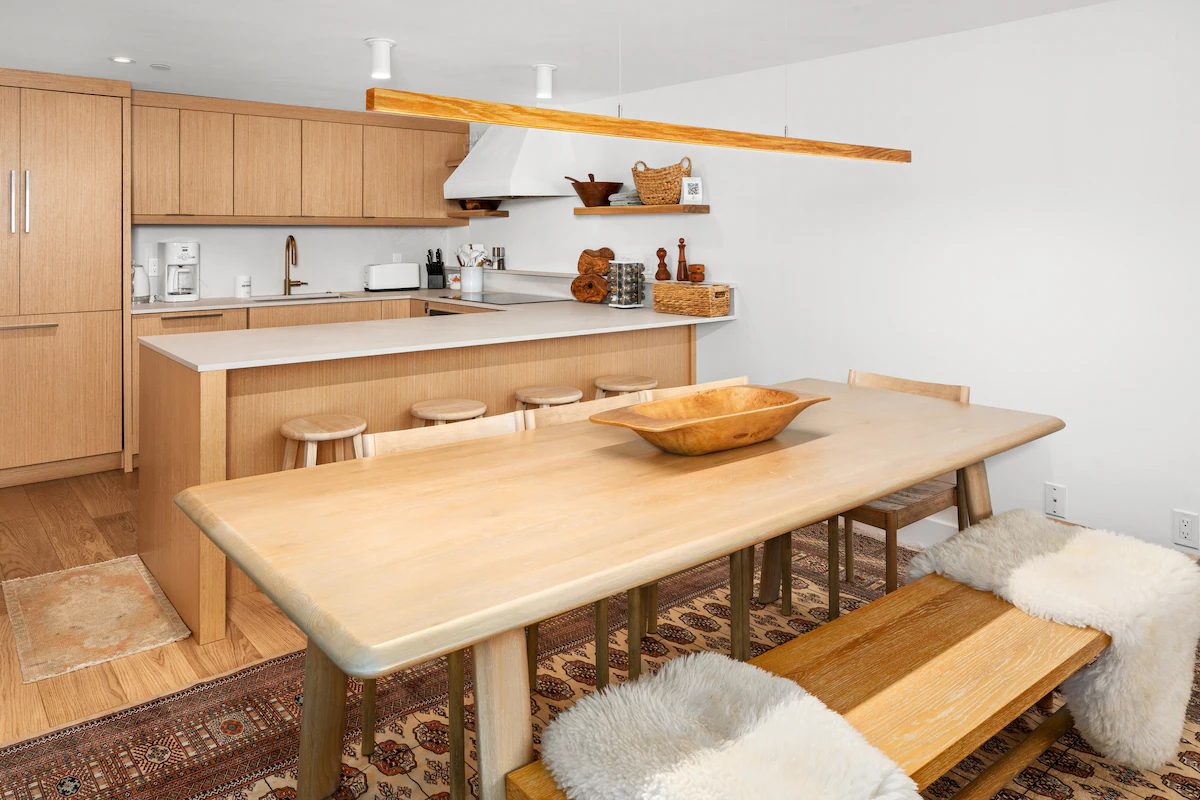 Crestwood 1114 First 3 Bedroom plus Loft — photo 4
