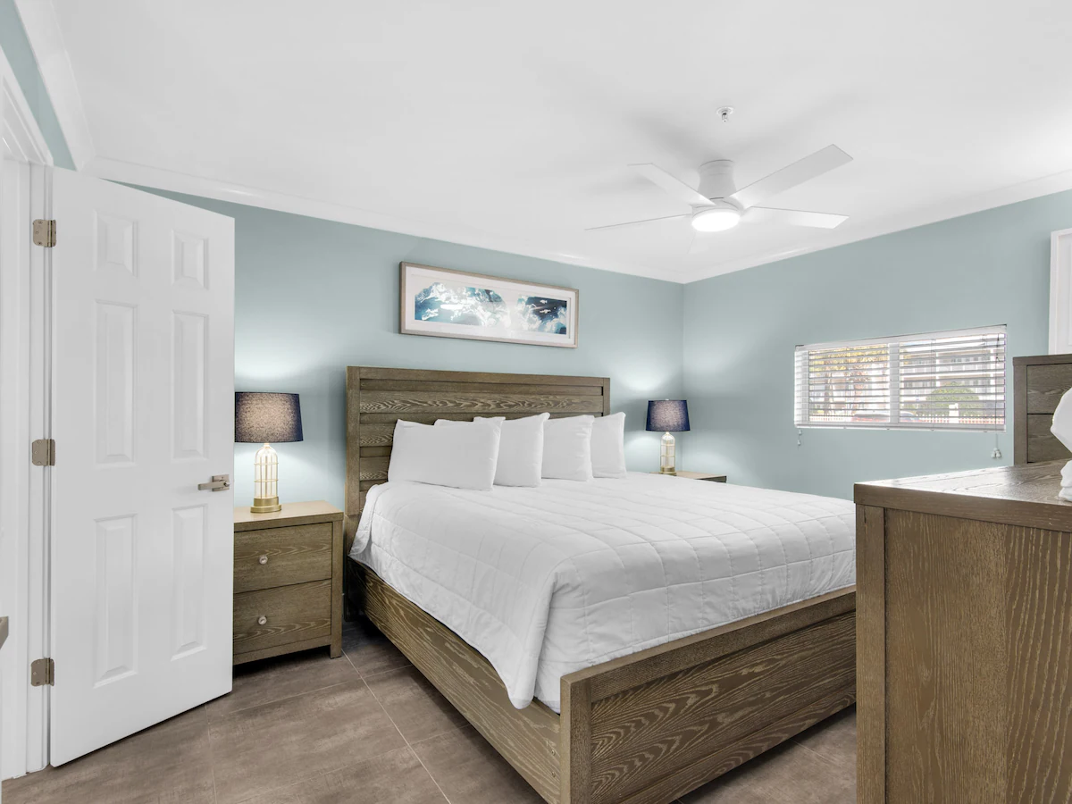 Ground Floor Beach Front Condo — photo 4