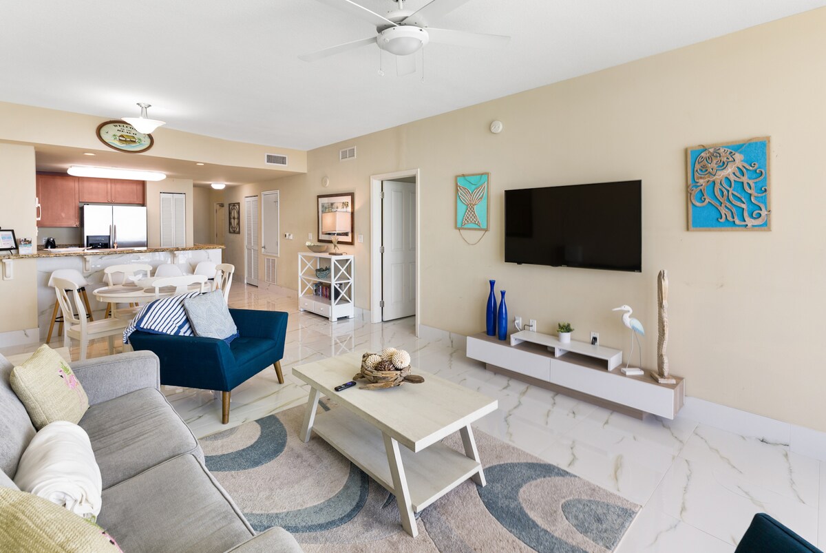 Aqua 2008 - Gulf-Front Escape, Sleeps 6, Beach Svc — photo 3