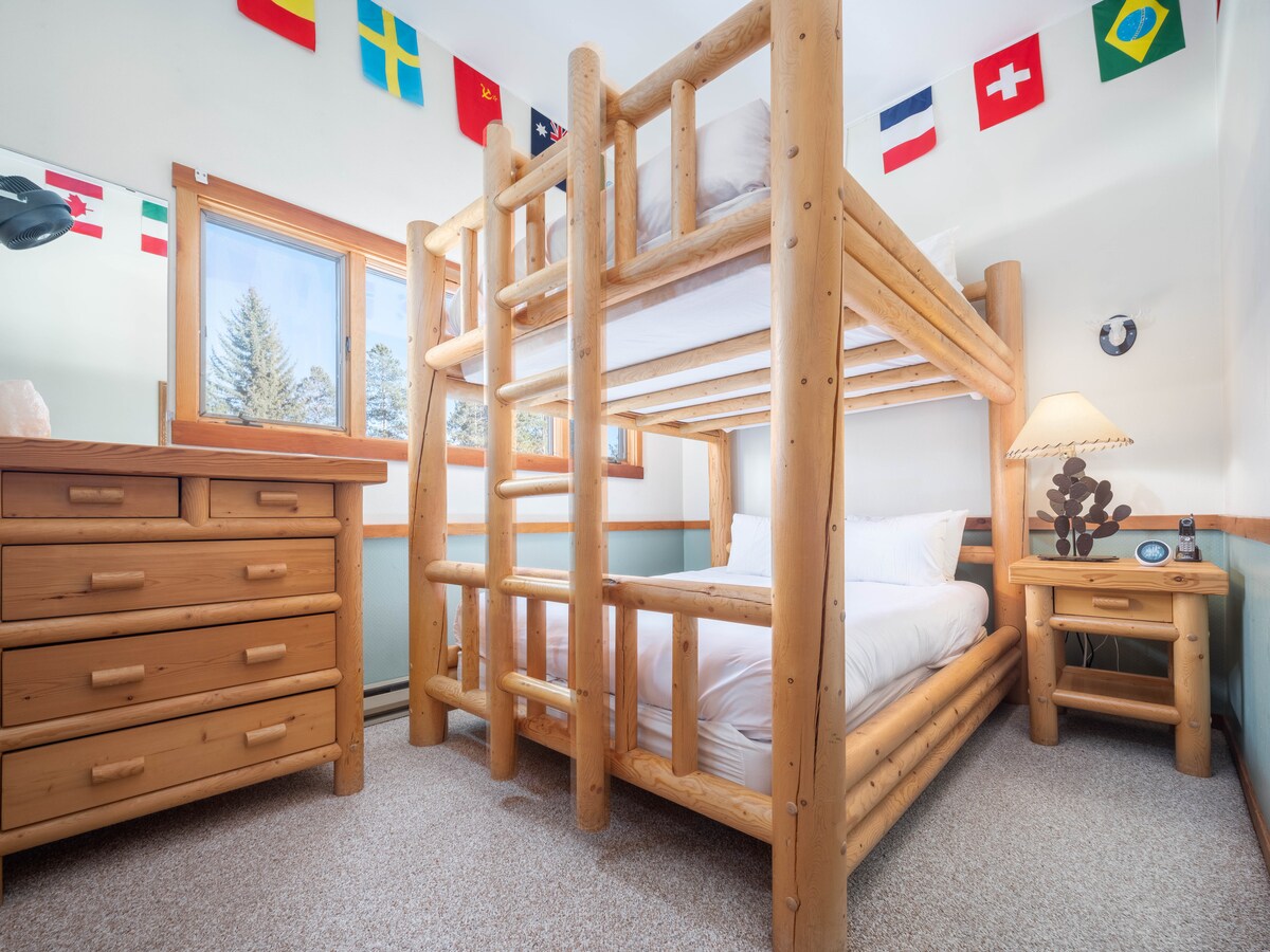 RMR: Sarvisberry 3022 Condo in The Aspens — photo 5