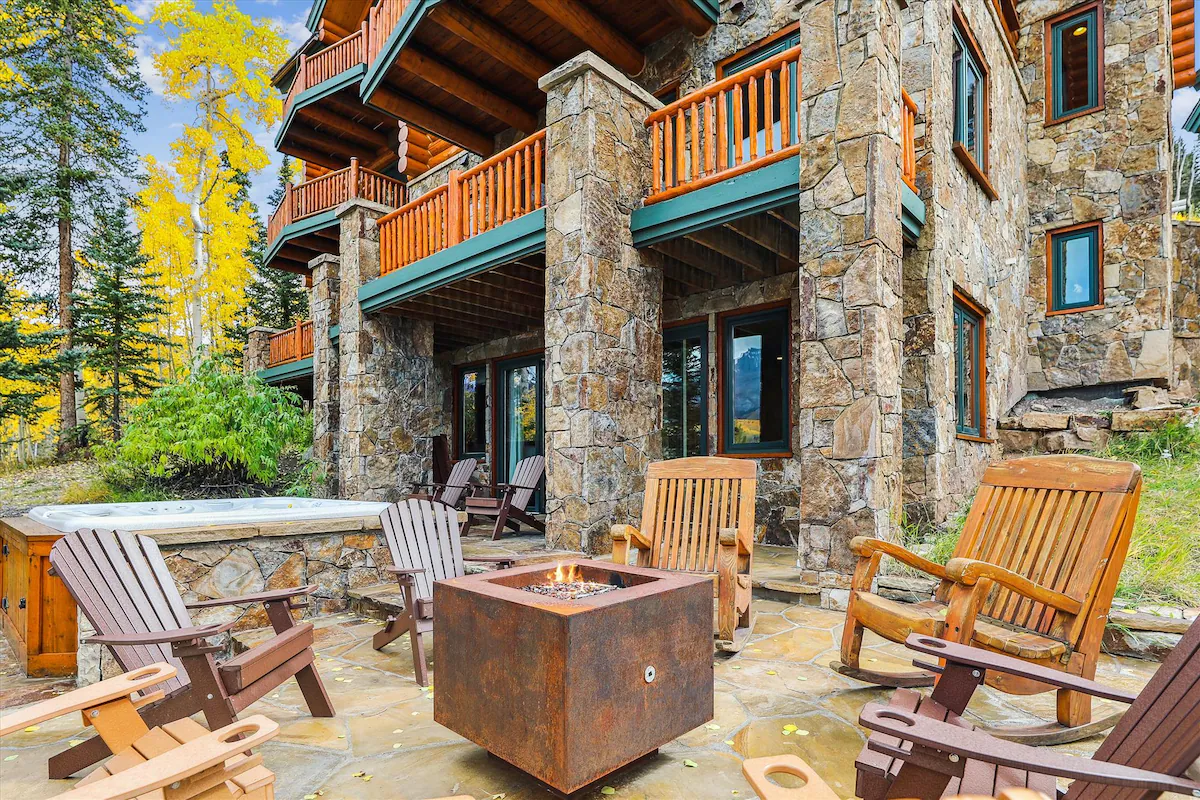 Amazing Days Lodge - 6 Bdrms, Ski-In-Ski-Out, Epic — photo 5
